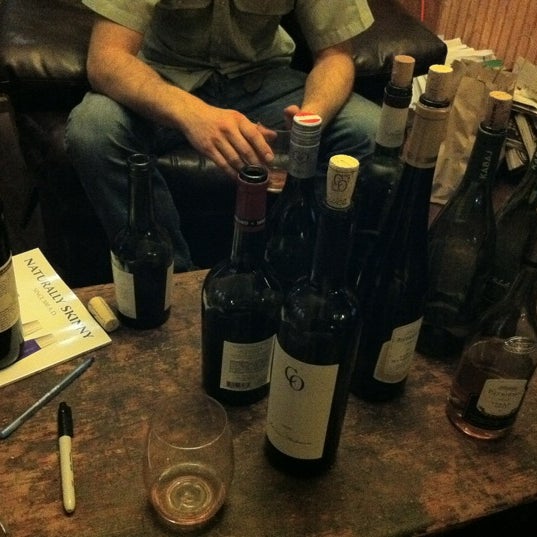 1/27/2012에 Tim V.님이 Alphabet City Wine Company에서 찍은 사진
