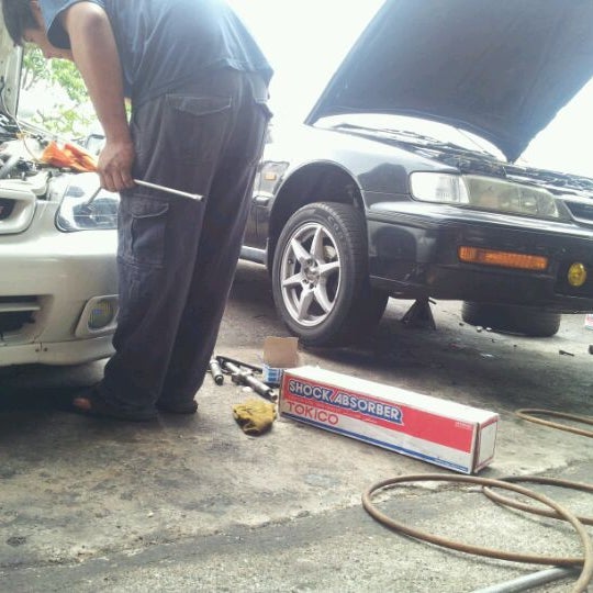 Photos At Dup Yip Motor 25 Visitors