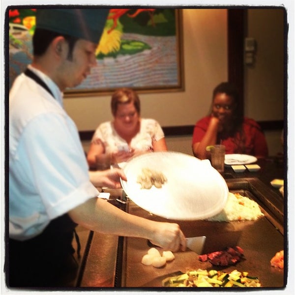 7/20/2012にCarlos G.がOkinawa Grillhouse and Sushi Barで撮った写真