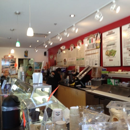 Stucchi's (Ahora cerrado) 7050 Dexter Ann Arbor Rd