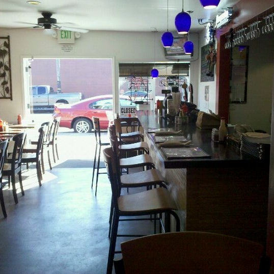 Photo taken at Cafe Zazo by Ron H. on 10/31/2011