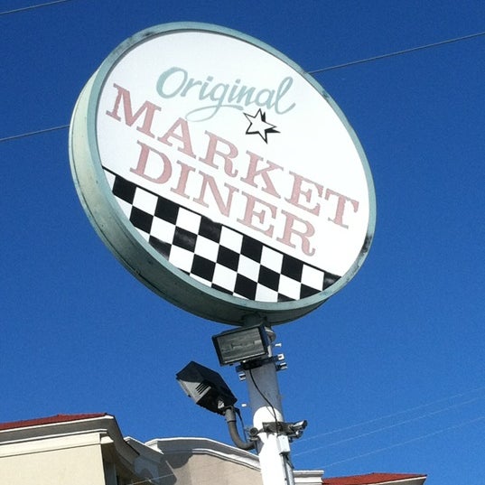Снимок сделан в Original Market Diner пользователем Sir S. 2/11/2012