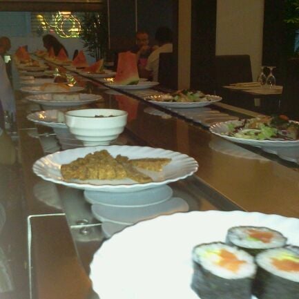 Photo taken at Sushi 189 by TopMilano S. on 8/26/2011