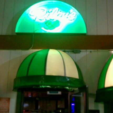 5/27/2012にRiley S.がRiley&#39;s Barで撮った写真