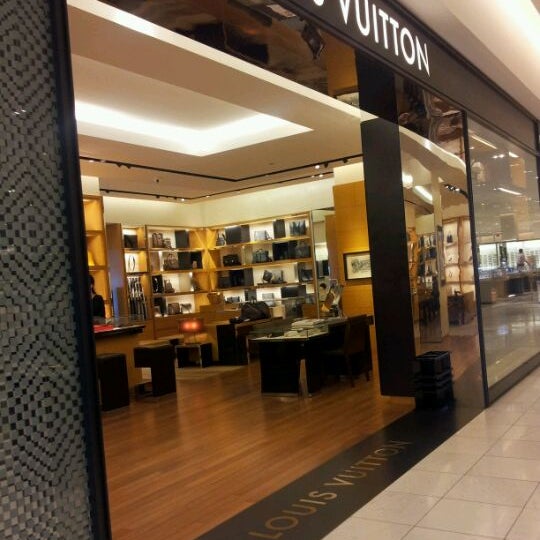 Mapstr - Shopping Louis Vuitton Calgary Chinook Centre 