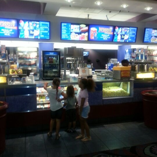 Springdale 18 Cinema da Lux Sinema Kompleksi