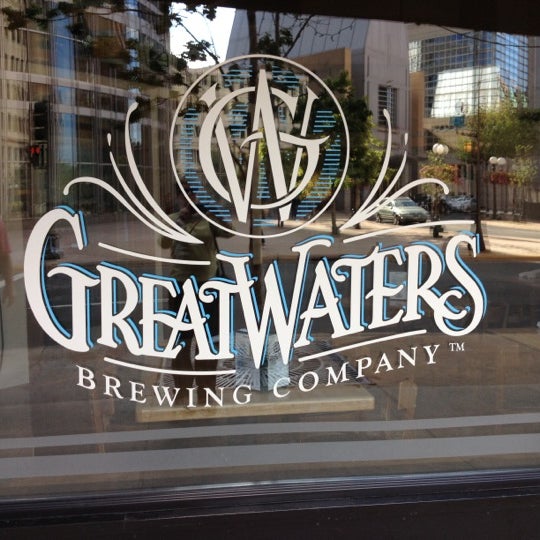 Das Foto wurde bei Great Waters Brewing Company von Pam F. am 8/20/2012 aufgenommen