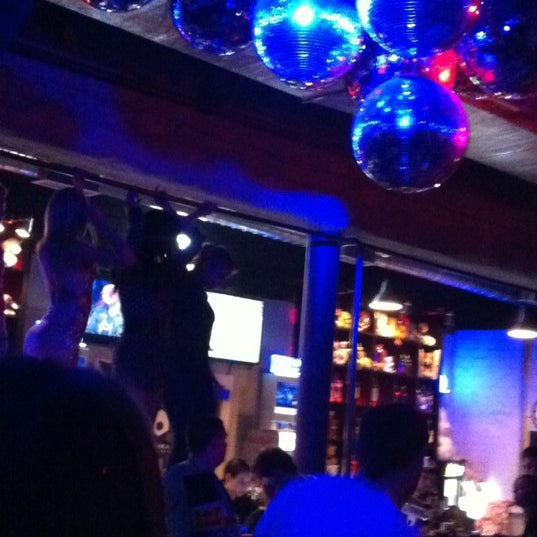 Foto tomada en MISHKA Shop&amp;Bar  por Denis T. el 4/29/2012