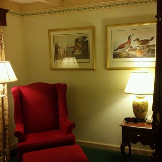 4/23/2012 tarihinde Katie B.ziyaretçi tarafından The Desmond Hotel Albany'de çekilen fotoğraf