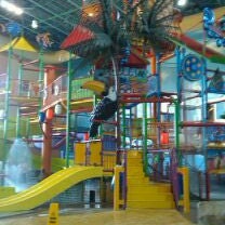 Photo taken at KeyLime Cove Indoor Waterpark Resort by Barb on 1/10/2012