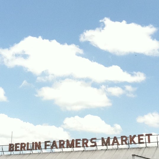 5/28/2011 tarihinde Stephanieziyaretçi tarafından Berlin Farmer&#39;s Market &amp; Shopping Center'de çekilen fotoğraf