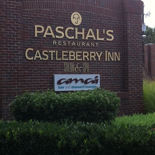 Paschal's Restaurant Southern / Soul Food Restaurant in Castleberry Hill