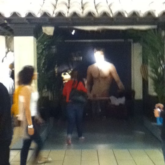 hollister mcallen