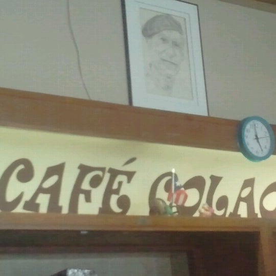Photo taken at Café Colao by Maria D. on 8/3/2012