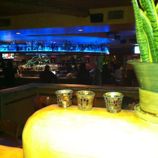 2/20/2012 tarihinde Dan H.ziyaretçi tarafından Coyote Bar &amp; Grill'de çekilen fotoğraf