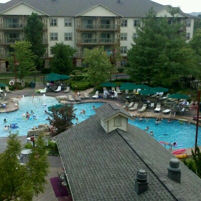รูปภาพถ่ายที่ Marriott&#39;s Willow Ridge Lodge โดย Michelle A. เมื่อ 7/9/2012