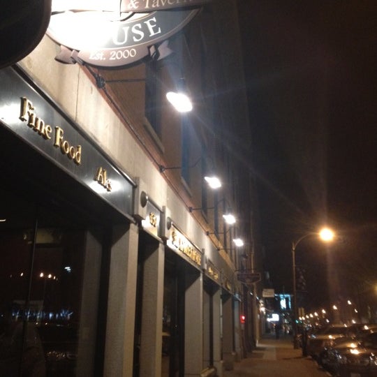 3/10/2012 tarihinde Drake G.ziyaretçi tarafından The Barley House Restaurant &amp; Tavern'de çekilen fotoğraf