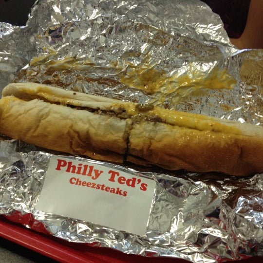 Снимок сделан в Philly Ted&#39;s Cheesesteaks &amp; Subs пользователем Melissa H. 8/27/2012