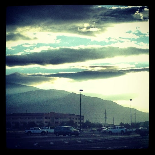 kirtland afb main gate