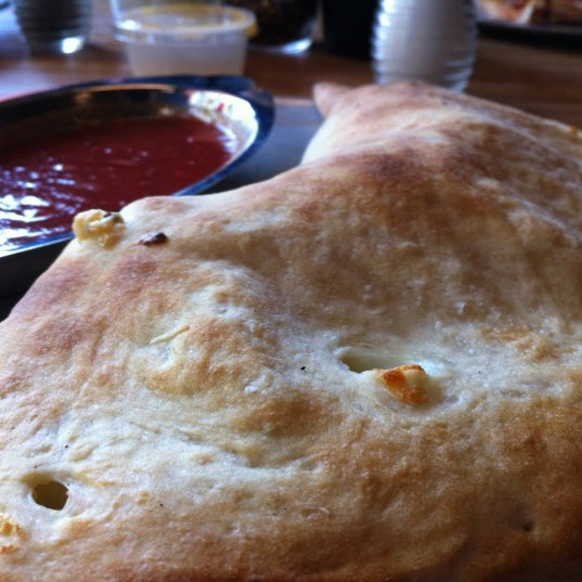3/20/2012にMadalyn M.がAndolini&#39;s Pizzaで撮った写真