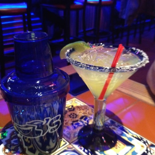 Photo taken at Chili&#39;s Grill &amp; Bar by Albie M. on 3/5/2012