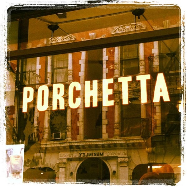 7/29/2012 tarihinde Bea V.ziyaretçi tarafından Porchetta'de çekilen fotoğraf