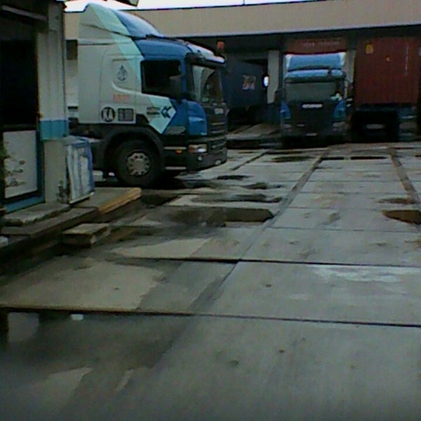 Photos At Kontena Nasional Berhad Parking
