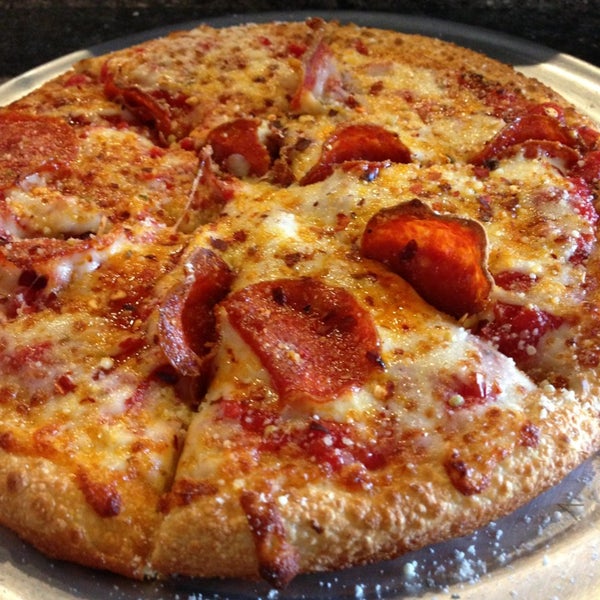 Снимок сделан в Pie Five Pizza пользователем Dennis Y. 5/31/2013