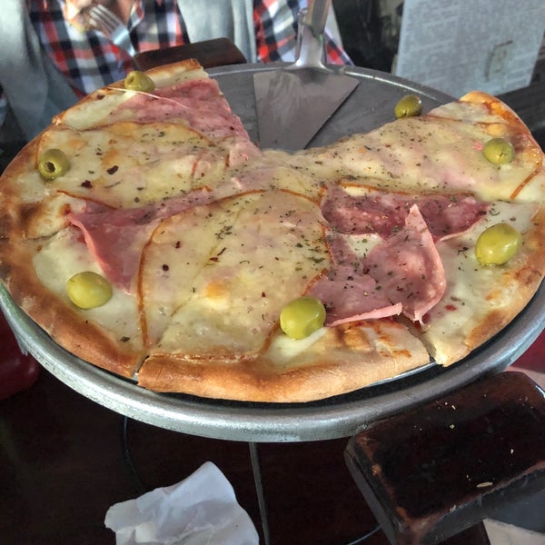12/17/2017 tarihinde Yared M.ziyaretçi tarafından Central de Pizzas'de çekilen fotoğraf