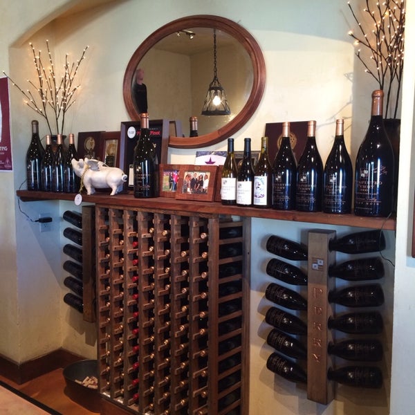 Photo prise au Papapietro Perry Winery par Brett D. le1/26/2014