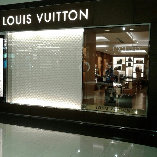 Louis Vuitton Bloomingdale's Glendale California