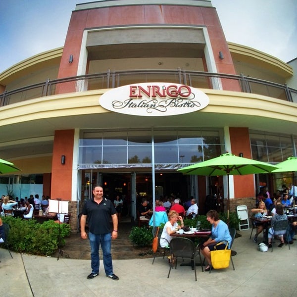 รูปภาพถ่ายที่ Enrigo Italian Bistro โดย Jimmy W. เมื่อ 7/19/2014