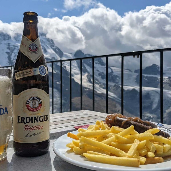 Foto scattata a 3100 Kulmhotel Gornergrat Zermatt da Ignas K. il 8/31/2021