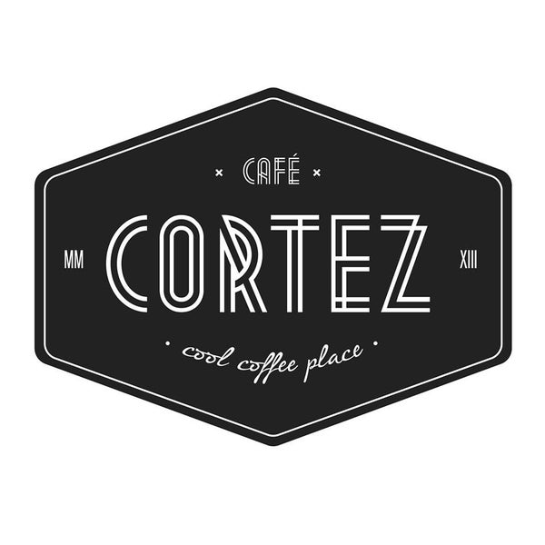 รูปภาพถ่ายที่ Café Cortez โดย Luis C. เมื่อ 11/6/2013