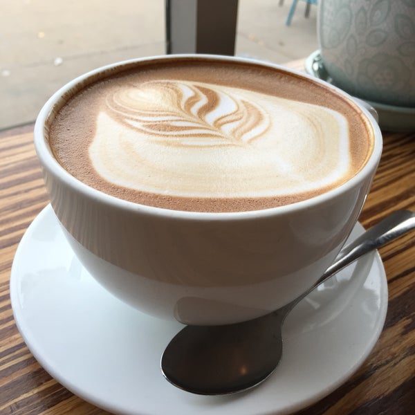 2914 is one of my favorite coffee shops in the country and THE best in Denver! They use Kaladi beans and the owners are very friendly. Get an almond milk latte. You won't be disappointed!