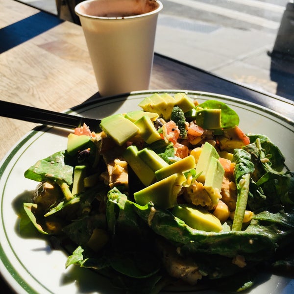 Love their flat white and Avocado Chipotle salad!