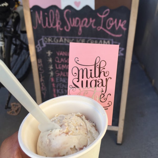 10/4/2015에 Jeanne A.님이 Milk Sugar Love Creamery &amp; Bakeshop에서 찍은 사진