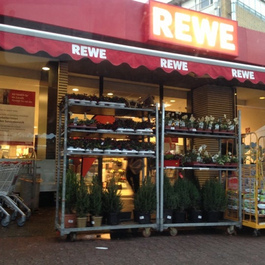 Foto tomada en REWE  por (( iSELEKTOR ). el 12/15/2012