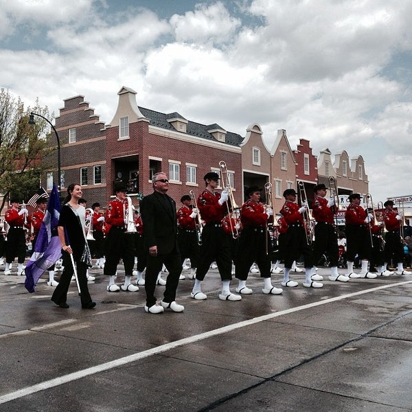 Orange City, IA Town