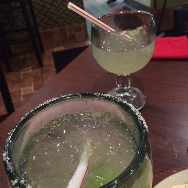 Das Foto wurde bei Pancho Villa Mexican Restaurant von Zach S. am 12/9/2014 aufgenommen