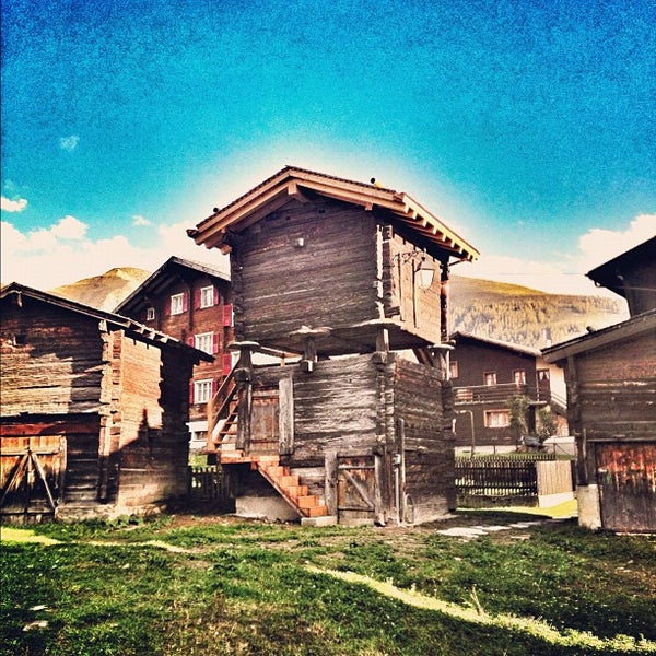 Das Foto wurde bei Bellwald - Ihr Schweizer Ferienort von Snowest am 10/20/2012 aufgenommen