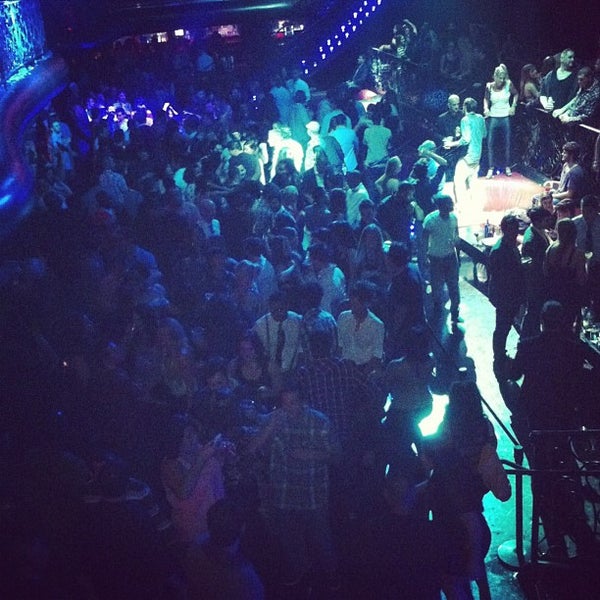 รูปภาพถ่ายที่ LAX Nightclub โดย Paulo L. เมื่อ 1/3/2013