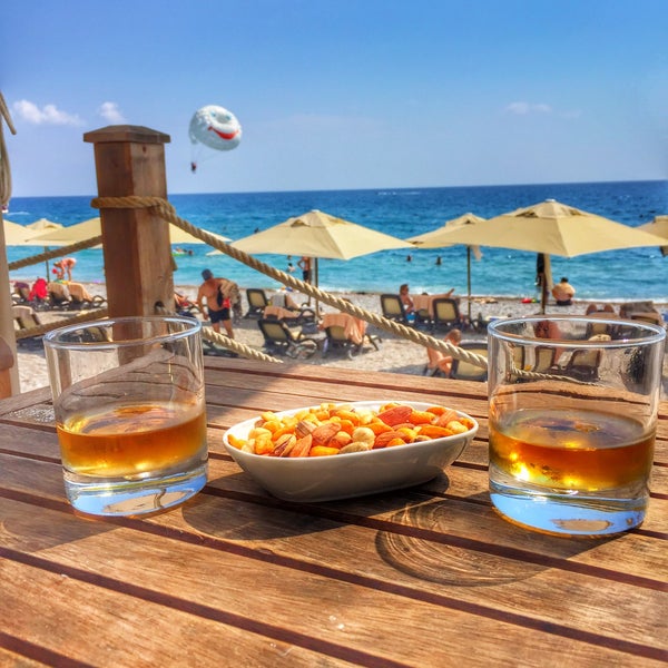 Пляжный бар Beach Bar Геленджик