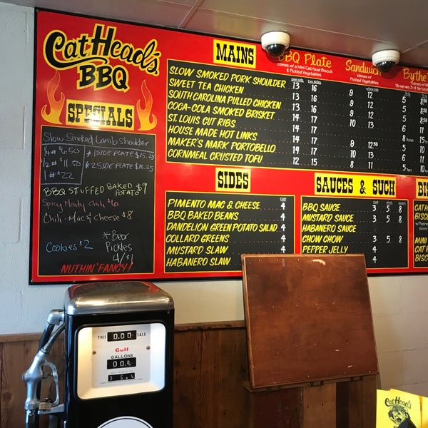 Photo taken at CatHead&#39;s BBQ by Long C. on 6/22/2017