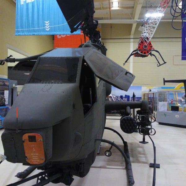 Снимок сделан в American Helicopter Museum пользователем George W. 4/5/2014