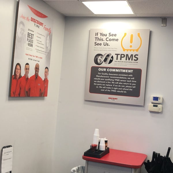 Discount Tire Ridgemoor 10 Tips From 459 Visitors