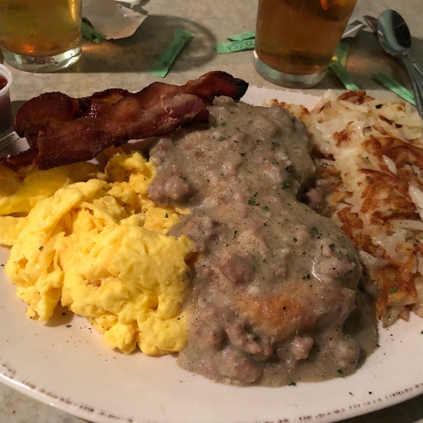 Photo taken at The Omelette Shoppe by Ben R. on 6/16/2019