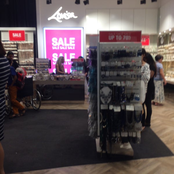 Photos at Lovisa Jewelry Store in Kuala Lumpur