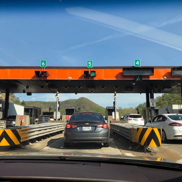 West Virginia Turnpike Toll Plaza C 7 tips