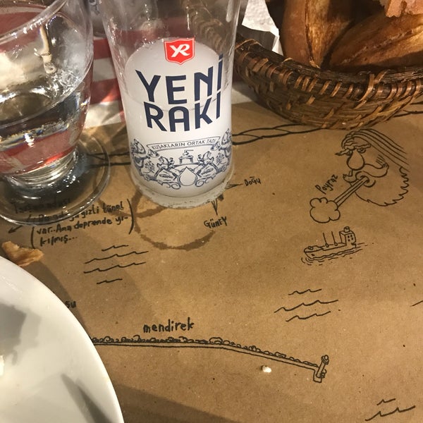 8/28/2017에 Arzu A.님이 Sahil Balık Restaurant에서 찍은 사진